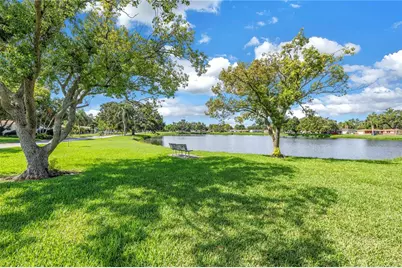 4201 27th Avenue N, Saint Petersburg, FL 33713 - Photo 44