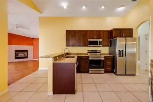 1805 Wood Bend St, Tarpon Springs, FL 34689 - Photo 14