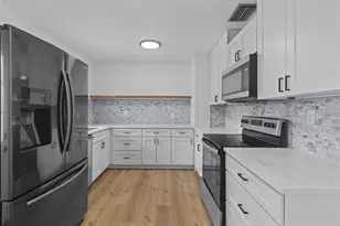 6206 S Foster Ave, Tampa, FL 33611 - Photo 6