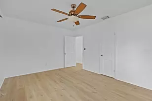 6206 S Foster Ave, Tampa, FL 33611 - Photo 20