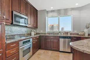 450 Knights Run Ave, Tampa, FL 33602 - Photo 12