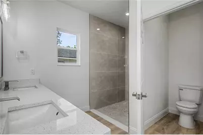 247 E Mc Faddin Place, Citrus Springs, FL 34434 - Photo 4