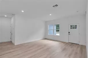 247 E Mc Faddin Pl, Citrus Springs, FL 34434 - Photo 12