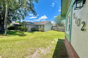 5102 Lawnton Ct, Tampa, FL 33624 - Photo 6