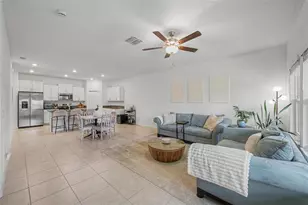 4731 Tuscan Loon Dr, Tampa, FL 33619 - Photo 6