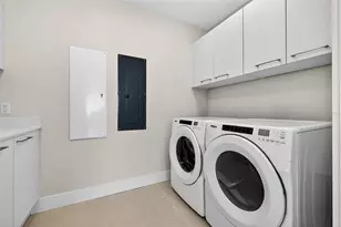 275 1st Ave S, Saint Petersburg, FL 33701 - Photo 34