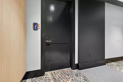 275 1st Ave S #2706, Saint Petersburg, FL 33701 - Photo 2