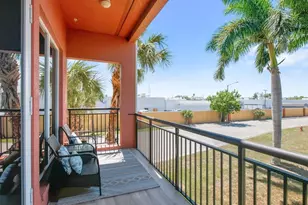 47 W Morgan St, Tarpon Springs, FL 34689 - Photo 40