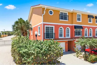 47 W Morgan Street, Tarpon Springs, FL 34689 - Photo 1