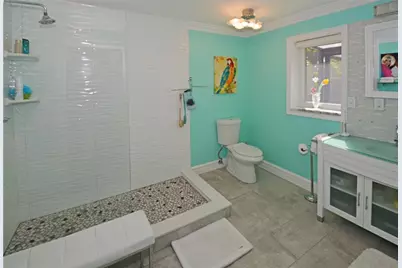 7020 Mango Avenue S, Saint Petersburg, FL 33707 - Photo 34