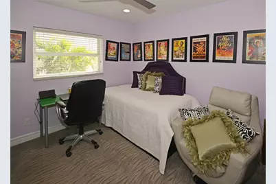 7020 Mango Avenue S, Saint Petersburg, FL 33707 - Photo 28