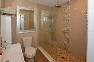 7020 Mango Ave S, Saint Petersburg, FL 33707 - Photo 30