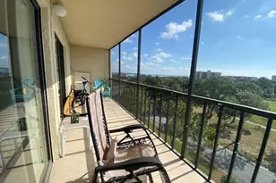 2700 Cove Cay Dr, Clearwater, FL 33760 - Photo 16