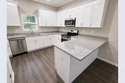 5012 Finders Ct, Tampa, FL 33617 - Photo 6