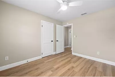 2066 62nd Place S, Saint Petersburg, FL 33712 - Photo 18