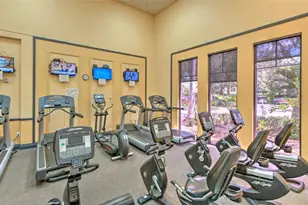 401 Dorchester Pl, Sun City Center, FL 33573 - Photo 34