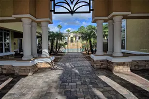 10019 Courtney Palms Blvd, Tampa, FL 33619 - Photo 22