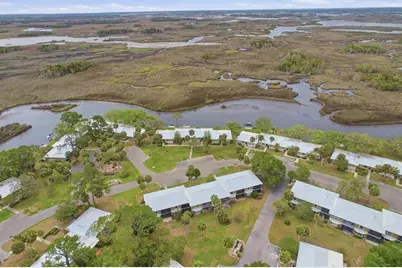 11562 W Bayshore Drive, Crystal River, FL 34429 - Photo 46