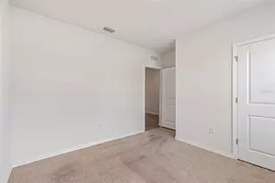 35525 Stella Vast Dr, Zephyrhills, FL 33541 - Photo 6