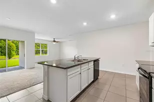 35525 Stella Vast Dr, Zephyrhills, FL 33541 - Photo 24