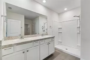 35525 Stella Vast Dr, Zephyrhills, FL 33541 - Photo 36