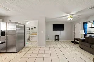 15509 Casey Rd, Tampa, FL 33624 - Photo 4