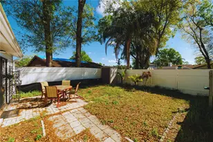 15509 Casey Rd, Tampa, FL 33624 - Photo 10