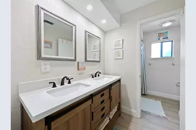 2505 Bay Boulevard #1, Indian Rocks Beach, FL 33785 - Photo 24
