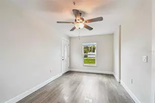 650 E Tarpon Ave, Tarpon Springs, FL 34689 - Photo 26
