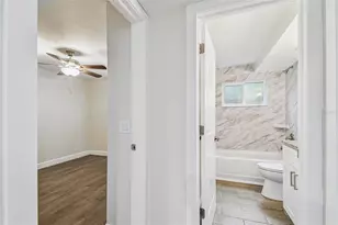 650 E Tarpon Ave, Tarpon Springs, FL 34689 - Photo 30