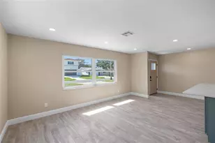 5901 Denver St NE, Saint Petersburg, FL 33703 - Photo 6