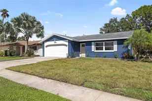 5901 Denver St NE, Saint Petersburg, FL 33703 - Photo 2