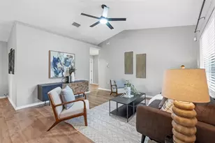 8175 Sturbridge Ct, Weeki Wachee, FL 34613 - Photo 2