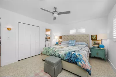 560 79th Street S, Saint Petersburg, FL 33707 - Photo 28
