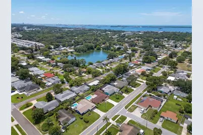 1613 St Catherine Drive E, Dunedin, FL 34698 - Photo 28