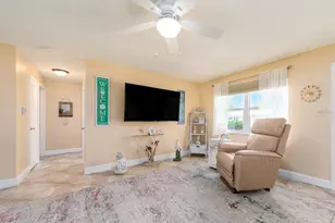 9259 142nd St, Seminole, FL 33776 - Photo 6