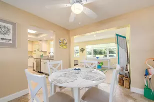 9259 142nd St, Seminole, FL 33776 - Photo 14