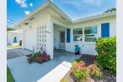 9259 142nd Street, Seminole, FL 33776 - Photo 4