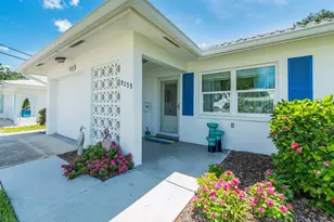 9259 142nd St, Seminole, FL 33776 - Photo 4