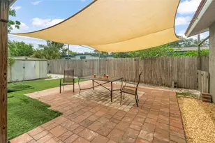 6250 5th Ave S, Saint Petersburg, FL 33707 - Photo 22