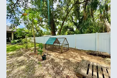 8424 N Packwood Avenue, Tampa, FL 33604 - Photo 32
