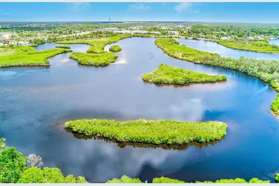 1400 Club Drive, Tarpon Springs, FL 34689 - Photo 24