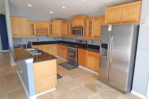 6367 Bridgecrest Dr, Lithia, FL 33547 - Photo 8