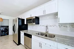 3212 38th Way S, Saint Petersburg, FL 33711 - Photo 16