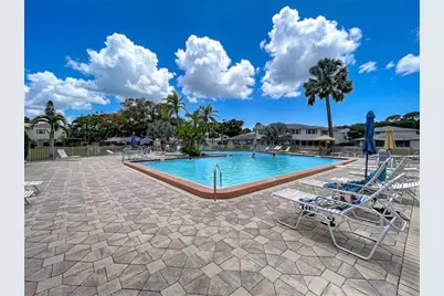 3212 38th Way S #E, Saint Petersburg, FL 33711 - Photo 28