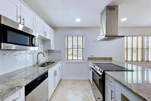 3212 38th Way S, Saint Petersburg, FL 33711 - Photo 14