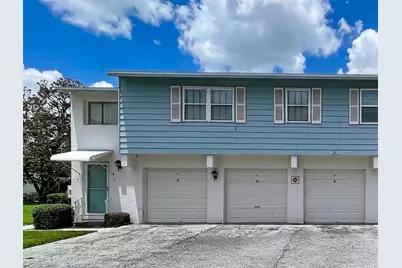 3212 38th Way S #E, Saint Petersburg, FL 33711 - Photo 2