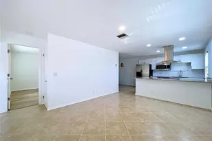 3212 38th Way S, Saint Petersburg, FL 33711 - Photo 10