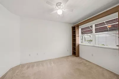 1400 Water View Drive W #102, Largo, FL 33771 - Photo 14