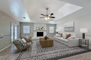 912 Shangri La Dr, Seffner, FL 33584 - Photo 26
